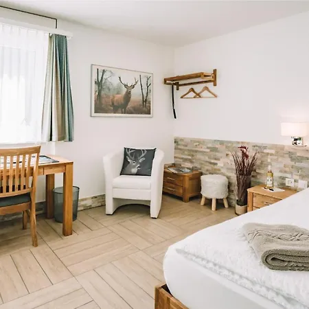 Paradis-leukerbad-therme 2* לויקרבאד
