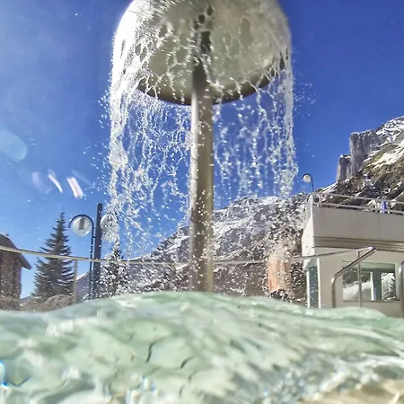 Otel Paradis-leukerbad-therme