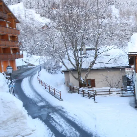 Paradis-leukerbad-therme Otel