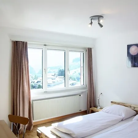 Paradis-leukerbad-therme 2* לויקרבאד