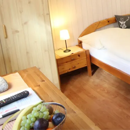 Paradis-leukerbad-therme 2*