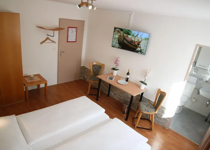 Paradis-leukerbad-therme Szálloda Leukerbad