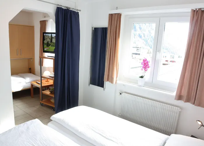 Hotell Paradis-leukerbad-therme 2*