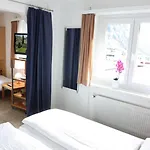 Hotel Paradis-leukerbad-therme 2*