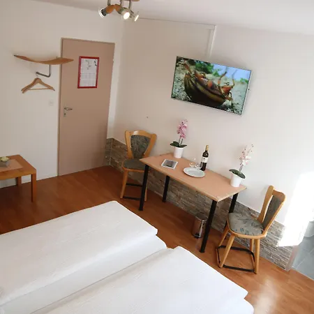 Paradis-leukerbad-therme Hotel Leukerbad